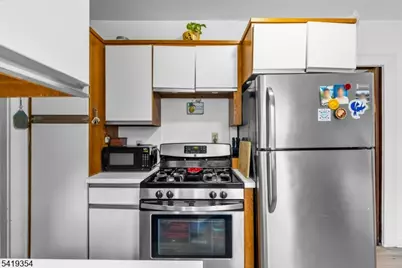 48 Wilfred St, West Orange Township, NJ 07052 - Photo 18