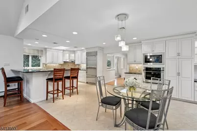 27 Oak Pl, North Caldwell, NJ 07006 - Photo 8