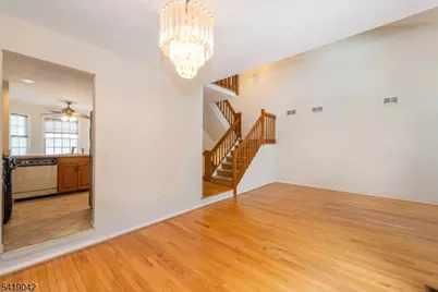 38 Noelle Ct, Lincoln Park, NJ 07035 - Photo 12