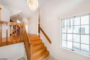 38 Noelle Ct, Lincoln Park, NJ 07035 - Photo 2