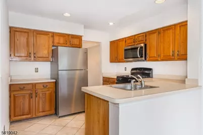 38 Noelle Ct, Lincoln Park, NJ 07035 - Photo 14