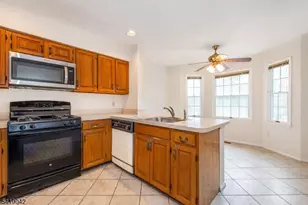 38 Noelle Ct, Lincoln Park, NJ 07035 - Photo 16