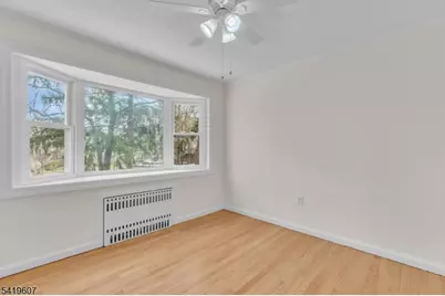 26 Dogwood Rd, West Orange Township, NJ 07052 - Photo 8