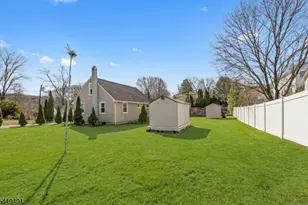 34 Lakeview Ave, Butler, NJ 07405 - Photo 22