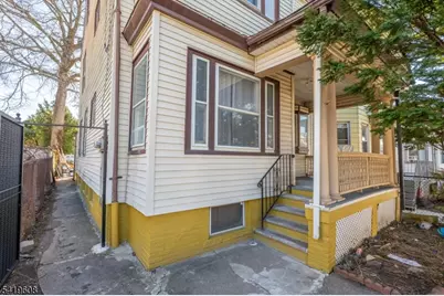 723 E 26th St, Paterson, NJ 07504 - Photo 40