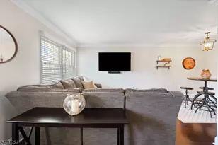 302 Columbia Common, Hillsborough Township, NJ 08844 - Photo 4