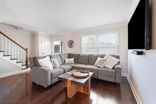 302 Columbia Common, Hillsborough Township, NJ 08844 - Photo 2