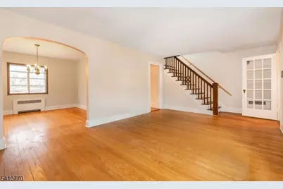 428 Essex Ave, Bloomfield, NJ 07003 - Photo 6