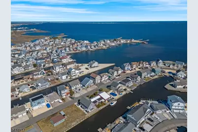 242 Evergreen Dr, Berkeley Township, NJ 08721 - Photo 6