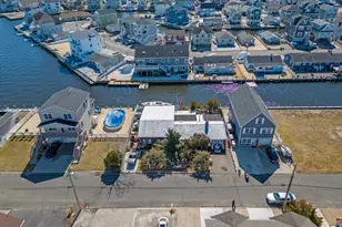 242 Evergreen Dr, Berkeley Township, NJ 08721 - Photo 2