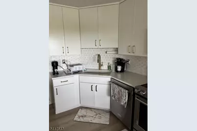 2 Claridge Dr. 7Fw, Verona, NJ 07044 - Photo 2