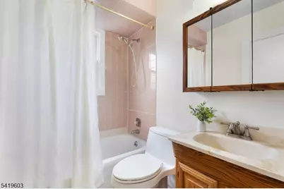 92 Hickory St, Dumont, NJ 07628 - Photo 12