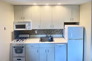 50 Elm St, Morristown, NJ 07960 - Photo 6