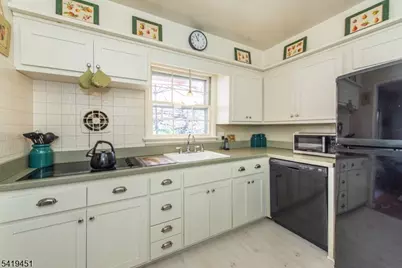 103 Cedar Rd, Ringwood, NJ 07456 - Photo 8