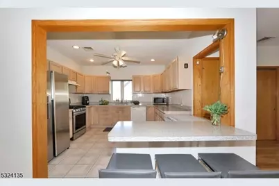 253 Delawanna Ave, Clifton, NJ 07014 - Photo 10