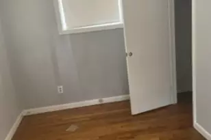 77 Wardle Ave, Berkeley Heights Township, NJ 07922 - Photo 4