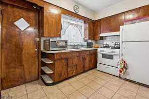 186 Elmwood Ave, Irvington, NJ 07111 - Photo 6