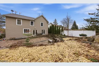 130 Valley View Dr, Rockaway Township, NJ 07866 - Photo 4