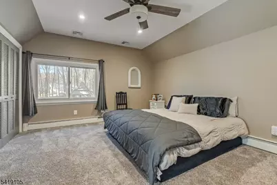 200 Mountain Way, Morris Plains, NJ 07950 - Photo 18