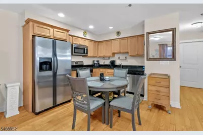 5 Maple Ave #102, Union Township, NJ 07088 - Photo 6