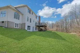 5 Noble Ct, Washington Township, NJ 07853 - Photo 38