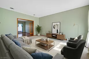 5 Noble Ct, Washington Township, NJ 07853 - Photo 8