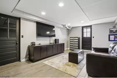 70 Sycamore Ave, Berkeley Heights Township, NJ 07922 - Photo 30