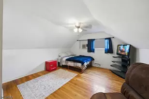 22 Cottage St, Belleville, NJ 07109 - Photo 14