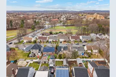 22 Cottage St, Belleville, NJ 07109 - Photo 32