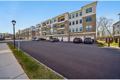 15 Whitney Ave, Morris Plains, NJ 07950 - Photo 26