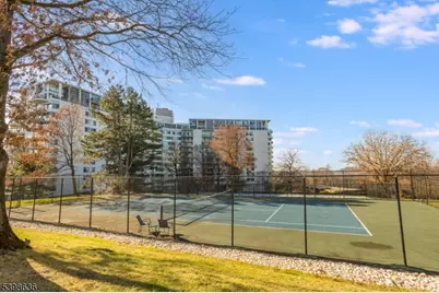 2 Claridge Dr #7NE, Verona, NJ 07044 - Photo 28