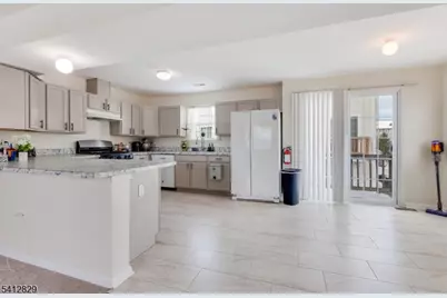 11 Alerica Ln #11, Franklin Township, NJ 08873 - Photo 8