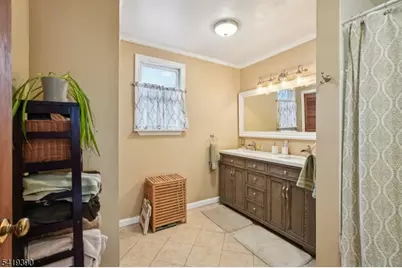 42 Haskell Ave, Wanaque, NJ 07420 - Photo 18