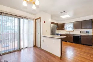 197 Fort Lee Rd, Teaneck Township, NJ 07666 - Photo 10