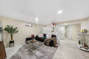 34 Henry St, Woodbridge Township, NJ 07064 - Photo 20