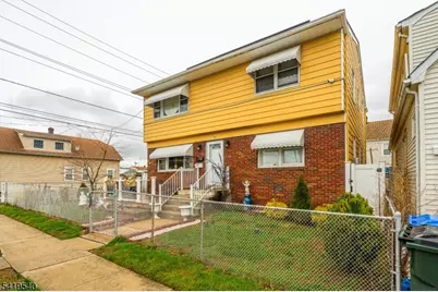 34 Henry St, Woodbridge Township, NJ 07064 - Photo 2