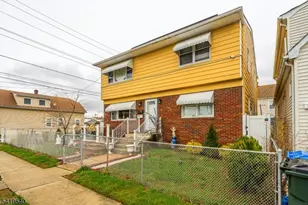 34 Henry St, Woodbridge Township, NJ 07064 - Photo 2