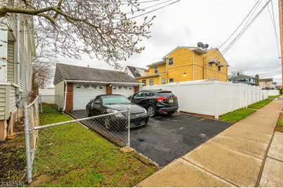 34 Henry St, Woodbridge Township, NJ 07064 - Photo 32