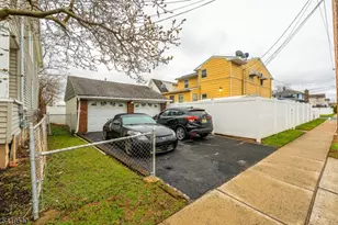 34 Henry St, Woodbridge Township, NJ 07064 - Photo 32