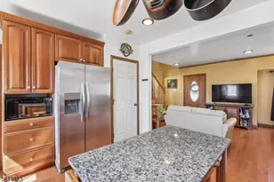 31 Bergen Blvd, Woodland Park, NJ 07424 - Photo 12