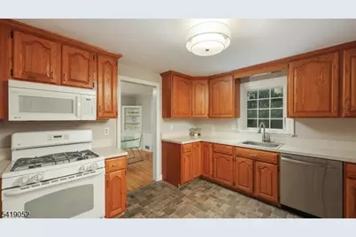 312 Wells Street, Westfield, NJ 07090 - Photo 14