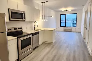 925 E Jersey St, Elizabeth, NJ 07201 - Photo 2