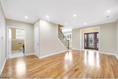 585 Mount Prospect Ave, Clifton, NJ 07012 - Photo 6