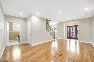 585 Mt Prospect Ave, Clifton, NJ 07012 - Photo 6