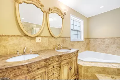 585 Mount Prospect Ave, Clifton, NJ 07012 - Photo 24