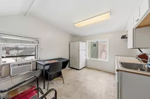 1417 Concord Pl, Elizabeth, NJ 07208 - Photo 14