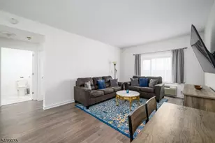 1 Carriage City Plz, Rahway, NJ 07065 - Photo 6