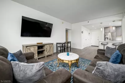 1 Carriage City Plz #1214, Rahway, NJ 07065 - Photo 18