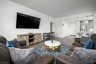 1 Carriage City Plz, Rahway, NJ 07065 - Photo 18