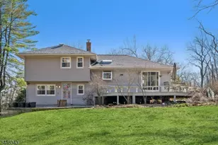 366 Rolling Rock Rd, Mountainside, NJ 07092 - Photo 32